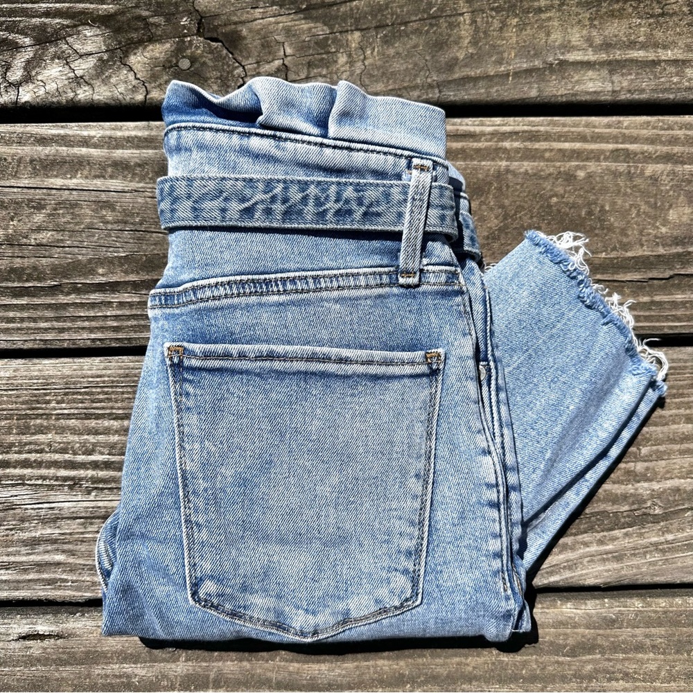 A&F ruffle belted skinny jeans